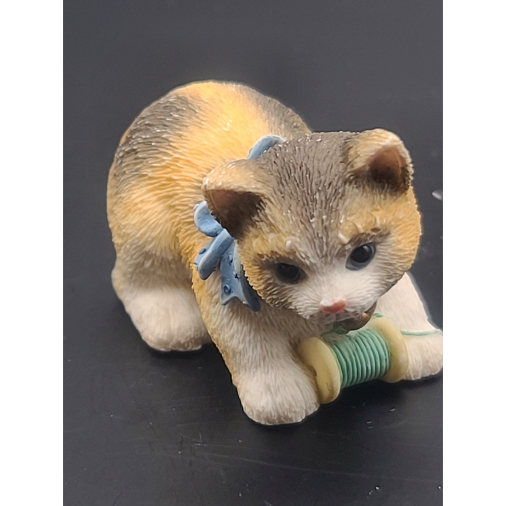 VTG Calico Manx Cat Kitten Figurine Yarn Spool 1997 P Hillman Enesco 336688
